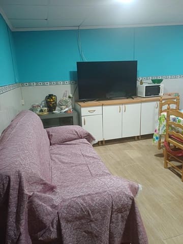 Apartamento de 4 habitaciones en Hellín en venta - 47.000 € (Ref: 9387954)