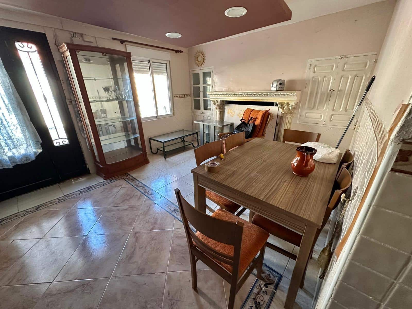 Apartamento de 4 habitaciones en Hellín en venta - 47.000 € (Ref: 9387954)