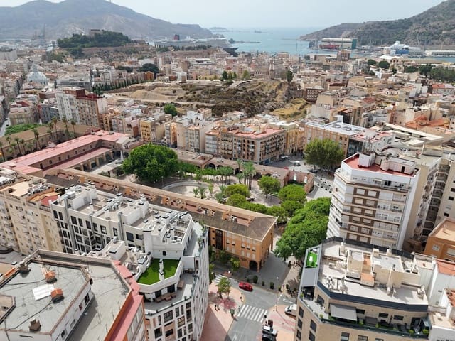 Kommersiell till salu i Cartagena - 350 000 € (Ref: 9406899)