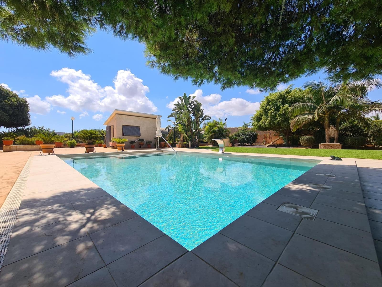 3 makuuhuone Huvila myytävänä paikassa El Algar mukana uima-altaan 
autotalli - 1 100 000 € (Ref: 9419804)