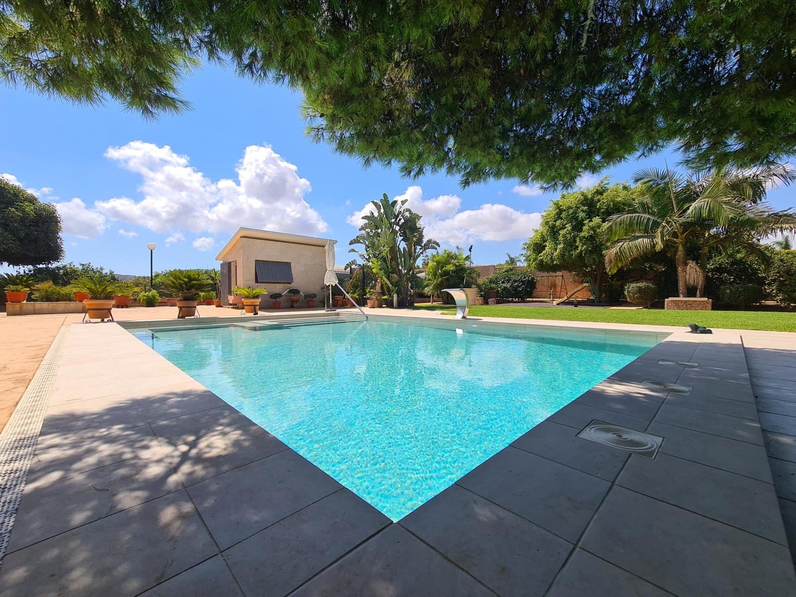 3 makuuhuone Huvila myytävänä paikassa El Algar mukana uima-altaan 
autotalli - 1 100 000 € (Ref: 9419804)