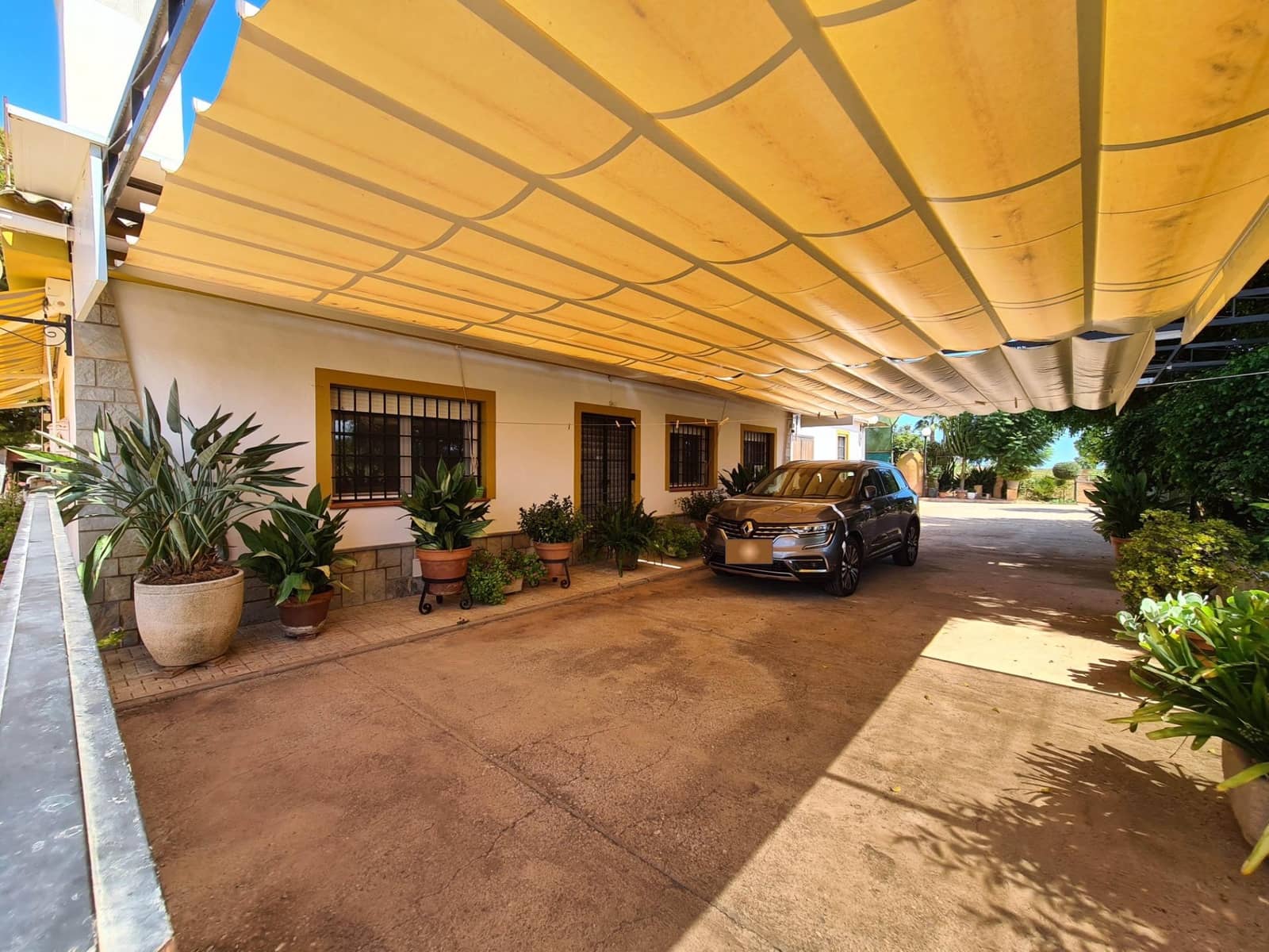 3 bedroom Villa for sale in El Algar with pool garage - € 1,100,000 (Ref: 9419804)