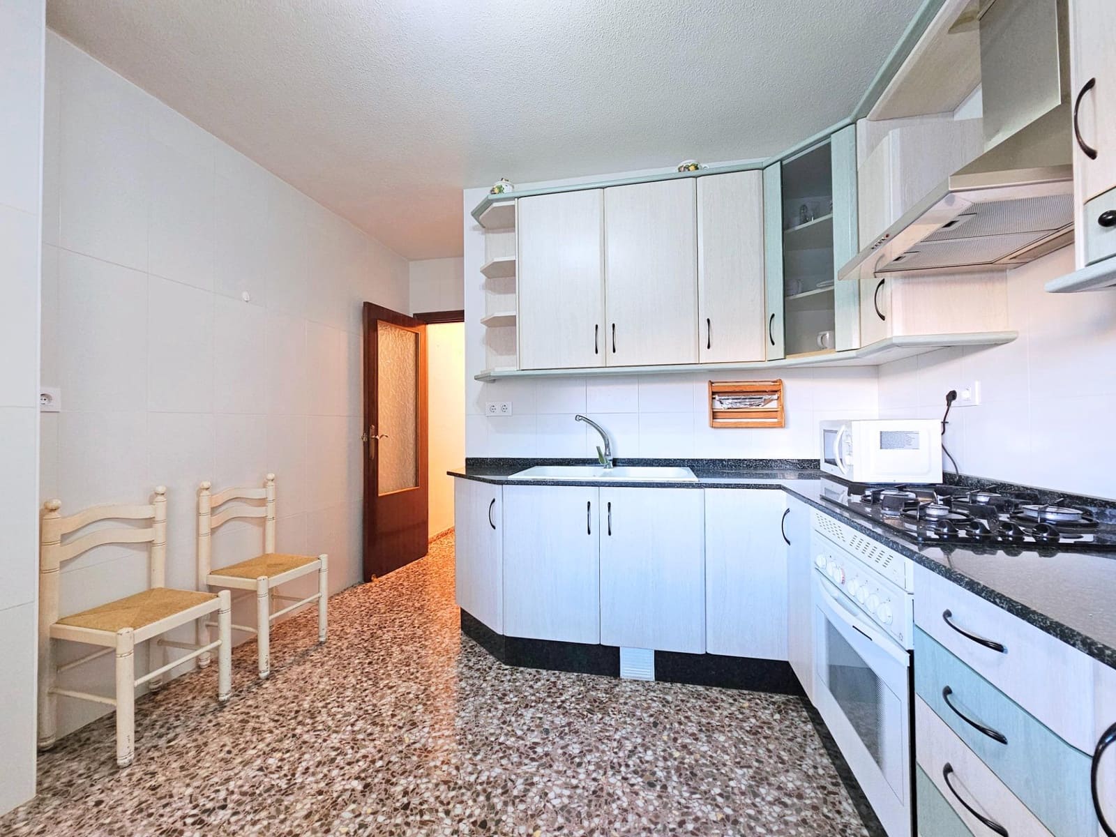 4 sypialnia Mieszkanie na sprzedaż w Kartagena z garażem - 142 000 € (Ref: 9427256)