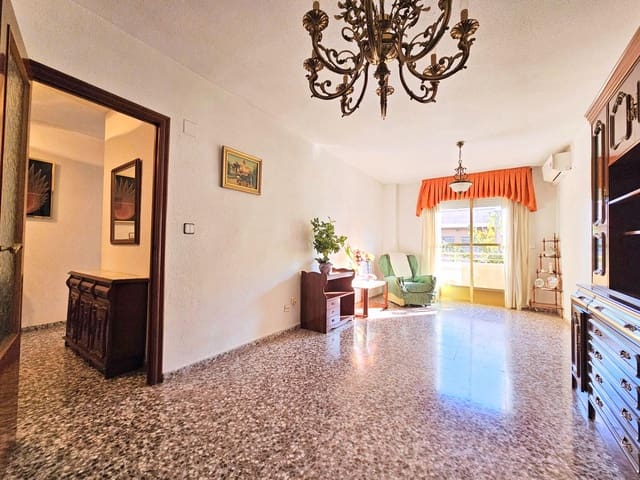 4 Zimmer Wohnung zu verkaufen in Cartagena mit Garage - 142.000 € (Ref: 9427256)