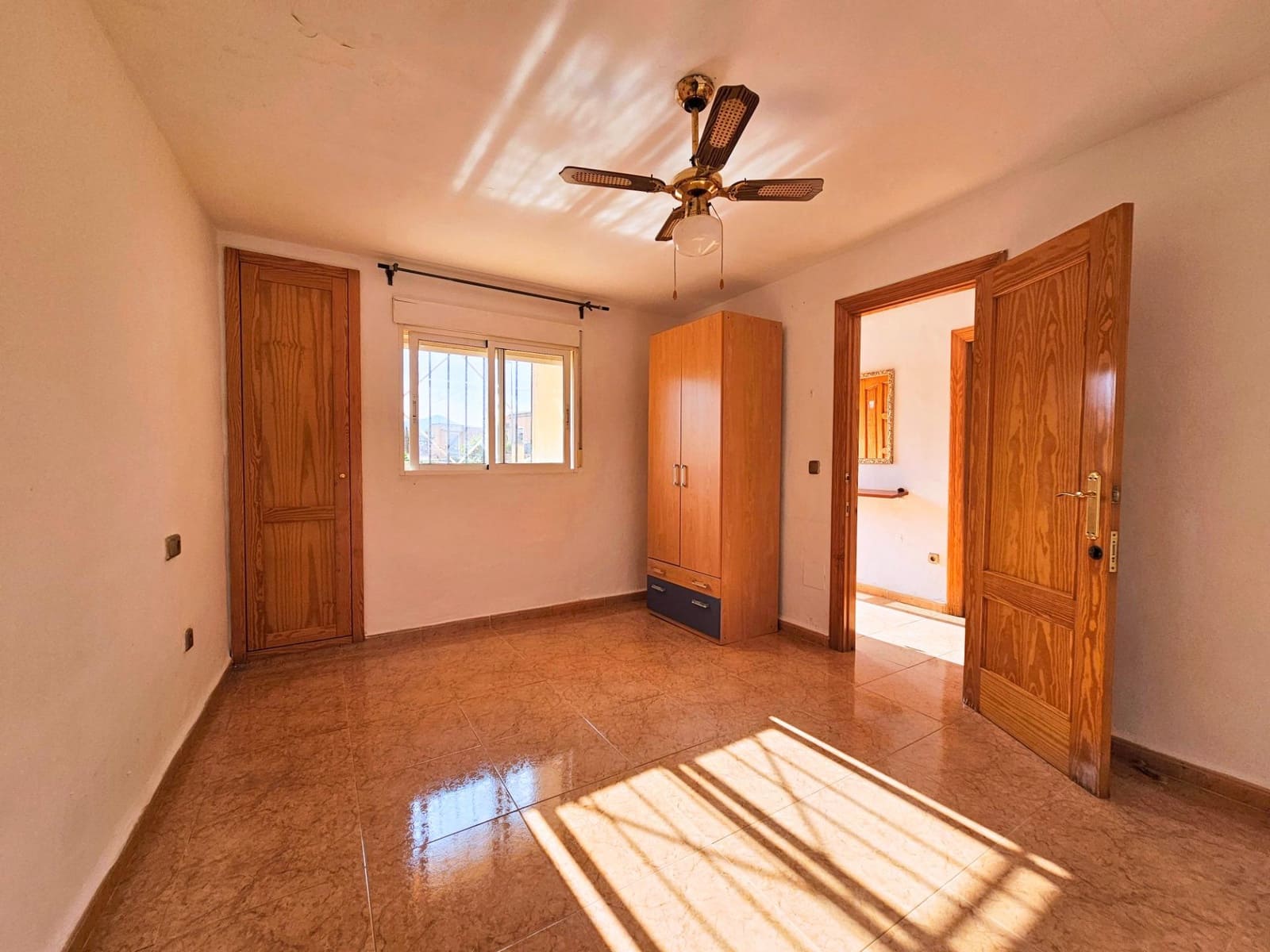 3 sypialnia Finka/Dom wiejski na sprzedaż w Kartagena z garażem - 115 000 € (Ref: 9470699)