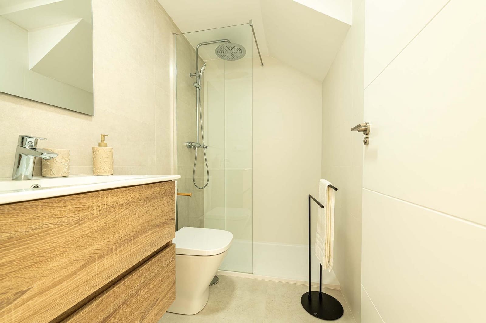 Chalet de 3 habitaciones en Cox en venta con piscina garaje - 252.000 € (Ref: 9548279)