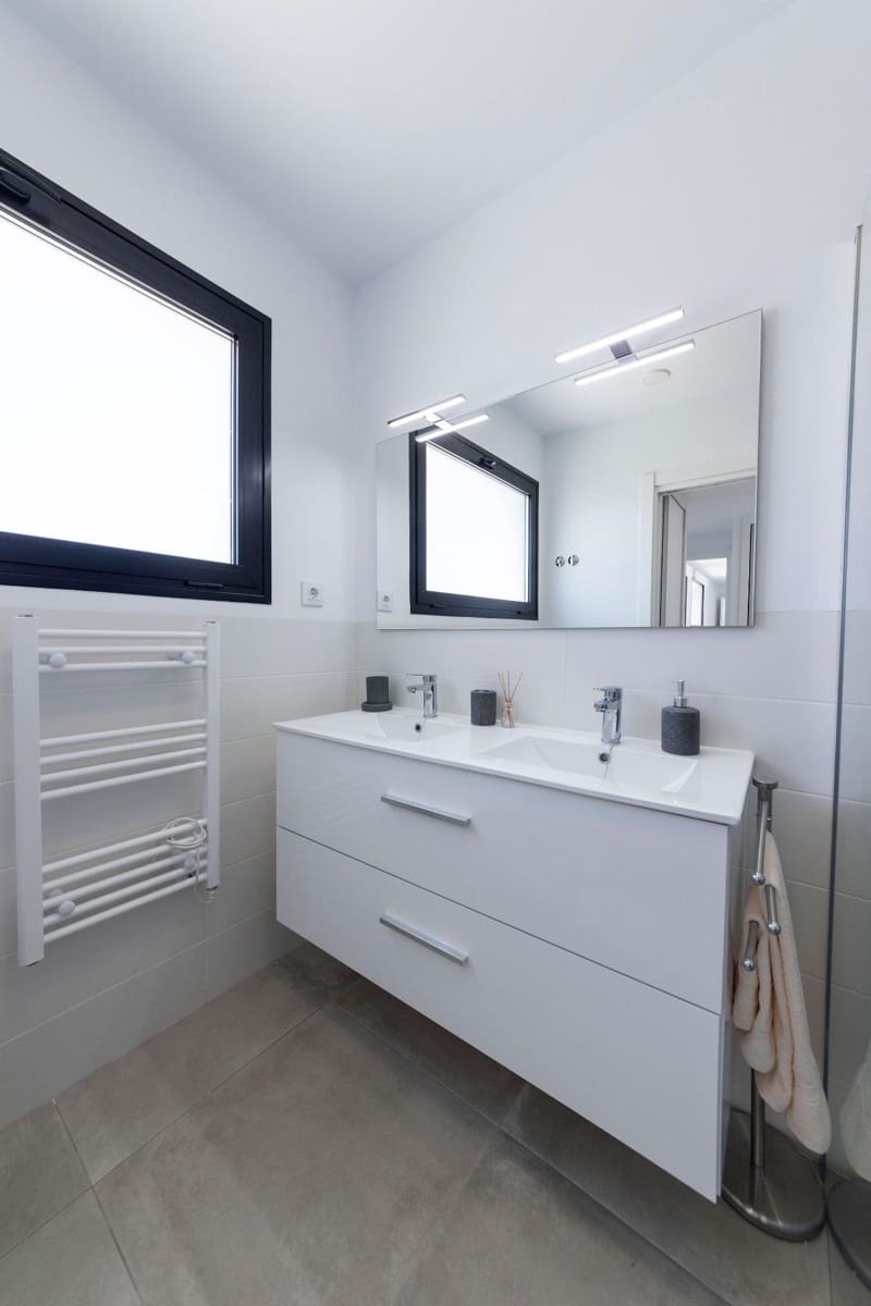 Chalet de 3 habitaciones en Calasparra en venta con piscina garaje - 349.000 € (Ref: 9551618)