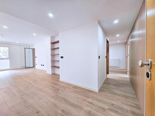 4 sypialnia Mieszkanie na sprzedaż w Kartagena z garażem - 495 000 € (Ref: 9591367)