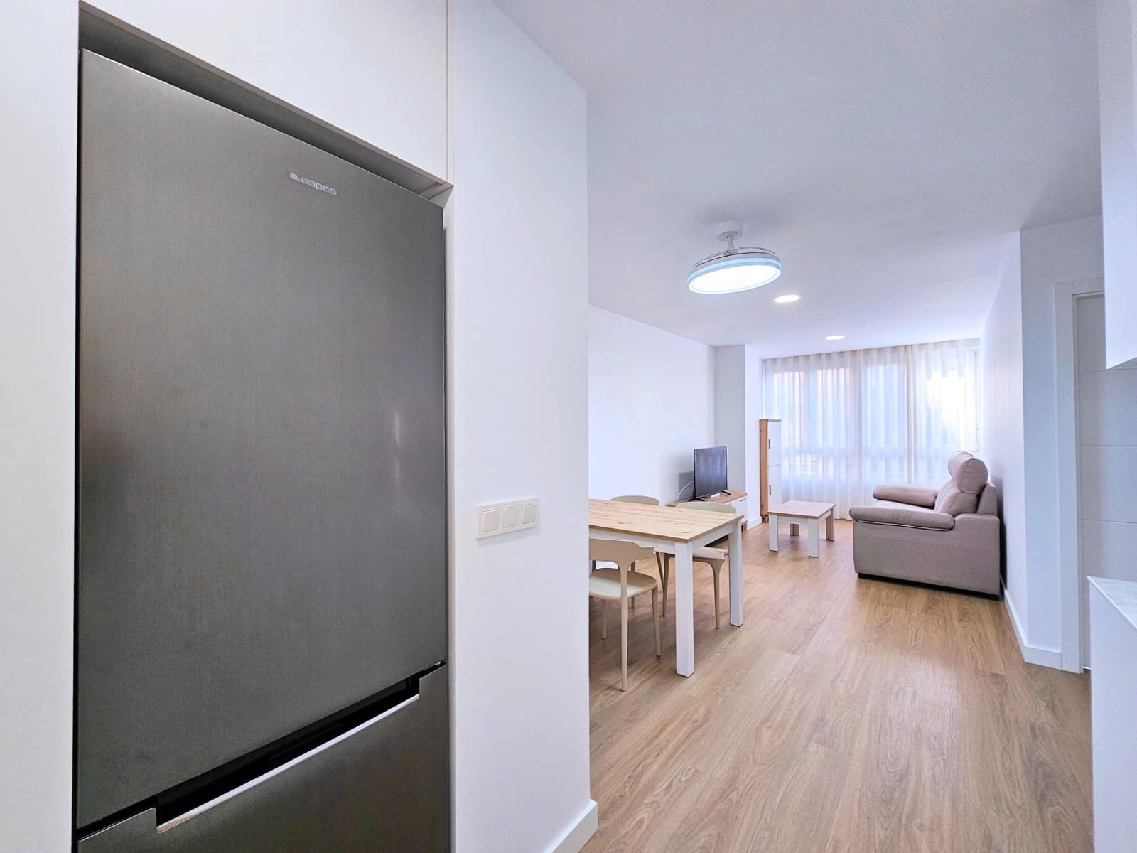 Piso de 2 habitaciones en Cartagena en alquiler - 995 € (Ref: 9637645)