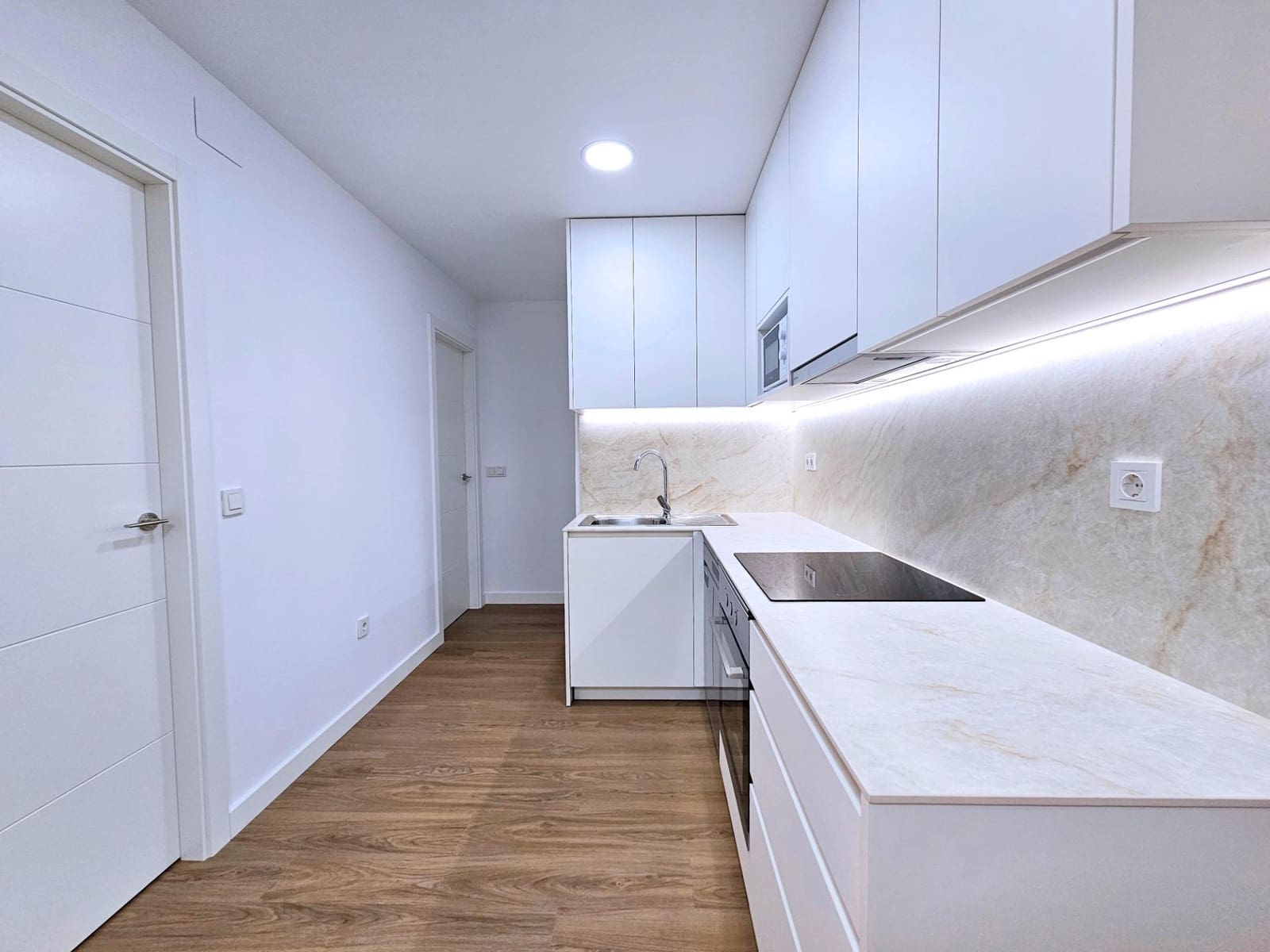 2 bedroom Flat for rent in Cartagena - € 995 (Ref: 9637645)