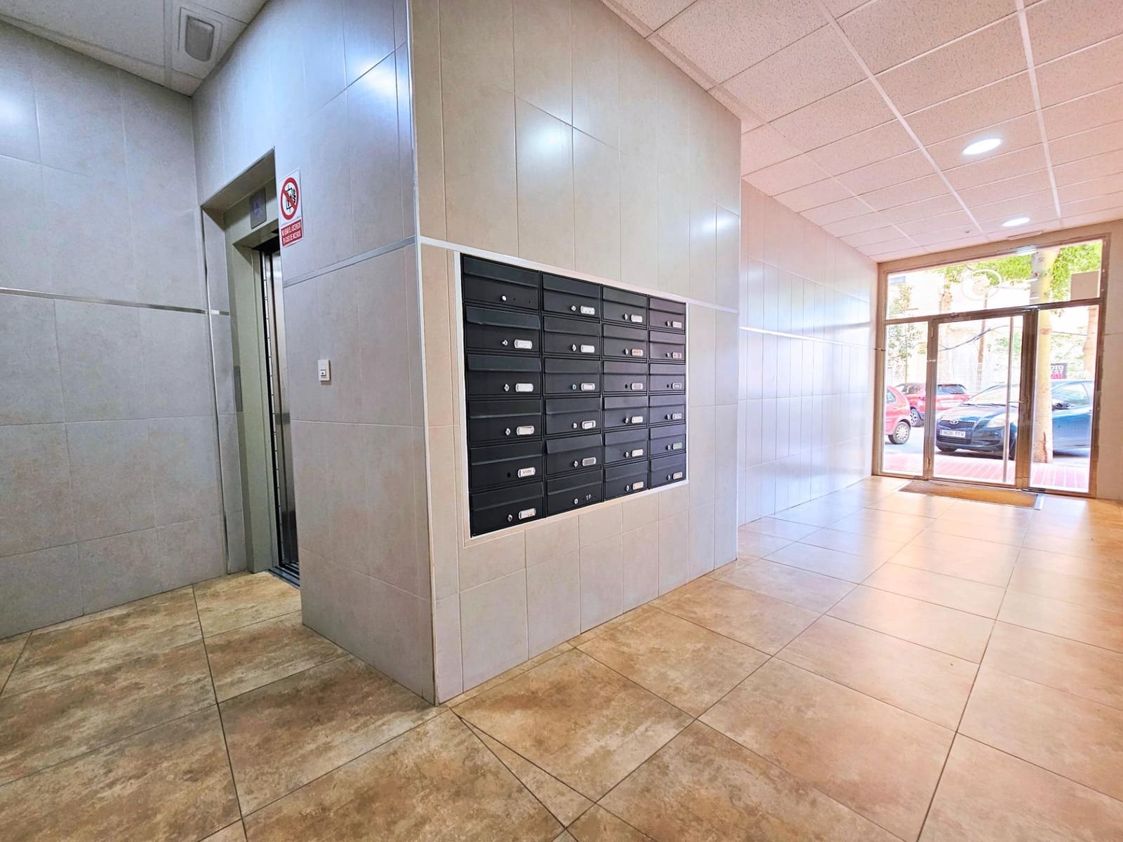 Piso de 2 habitaciones en Cartagena en alquiler - 935 € (Ref: 9637646)