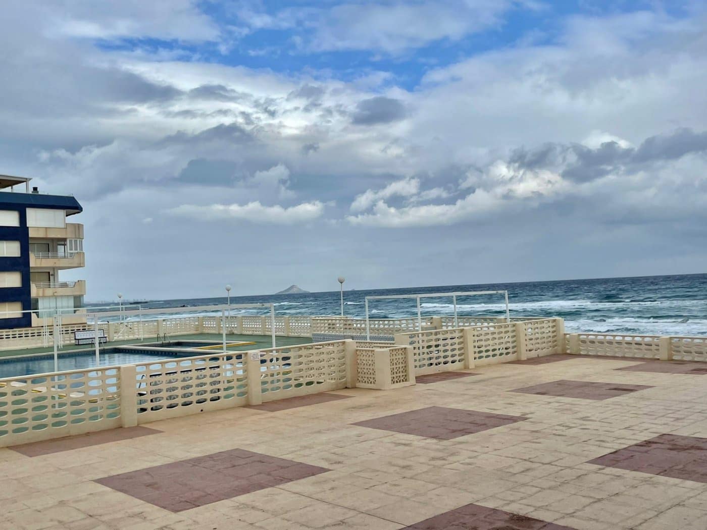 2 bedroom Flat for rent in La Manga del Mar Menor with pool - € 1,200 (Ref: 9714968)