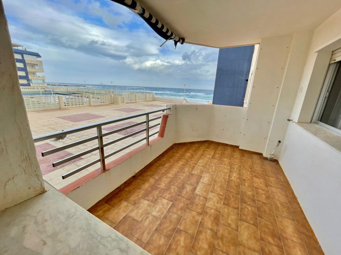 2 bedroom Flat for rent in La Manga del Mar Menor with pool - € 1,200 (Ref: 9714968)