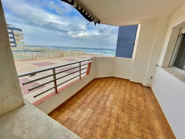 Piso de 2 habitaciones en La Manga del Mar Menor en alquiler con piscina - 1.200 € (Ref: 9714968)