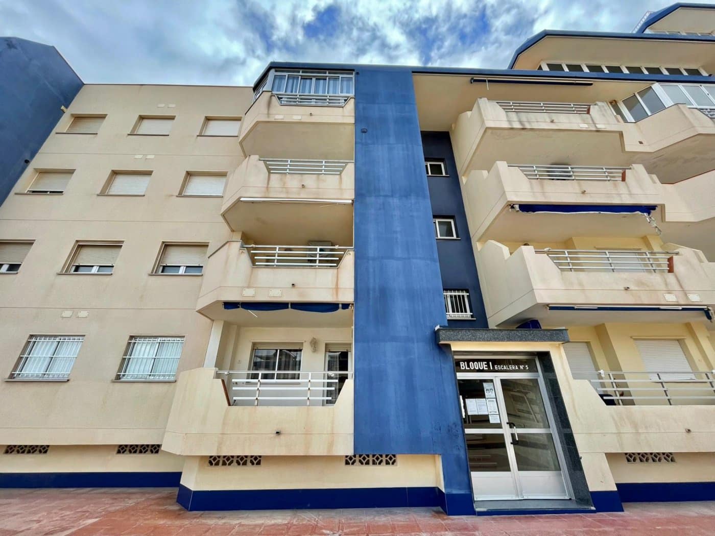 2 bedroom Flat for rent in La Manga del Mar Menor with pool - € 1,200 (Ref: 9714968)
