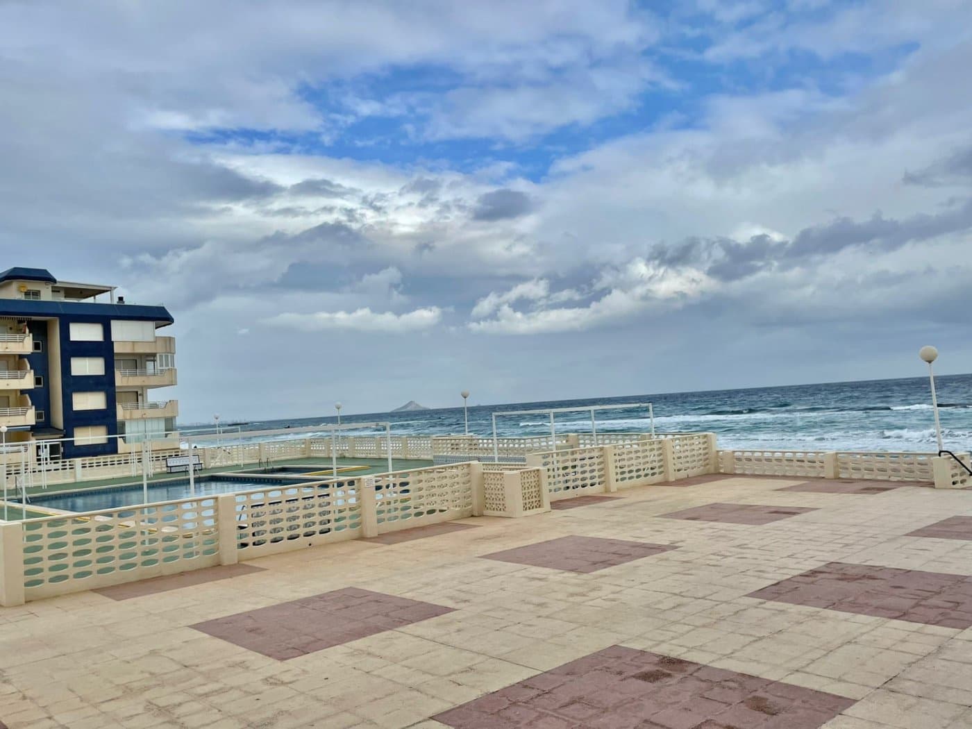 2 bedroom Flat for rent in La Manga del Mar Menor with pool - € 1,200 (Ref: 9714968)