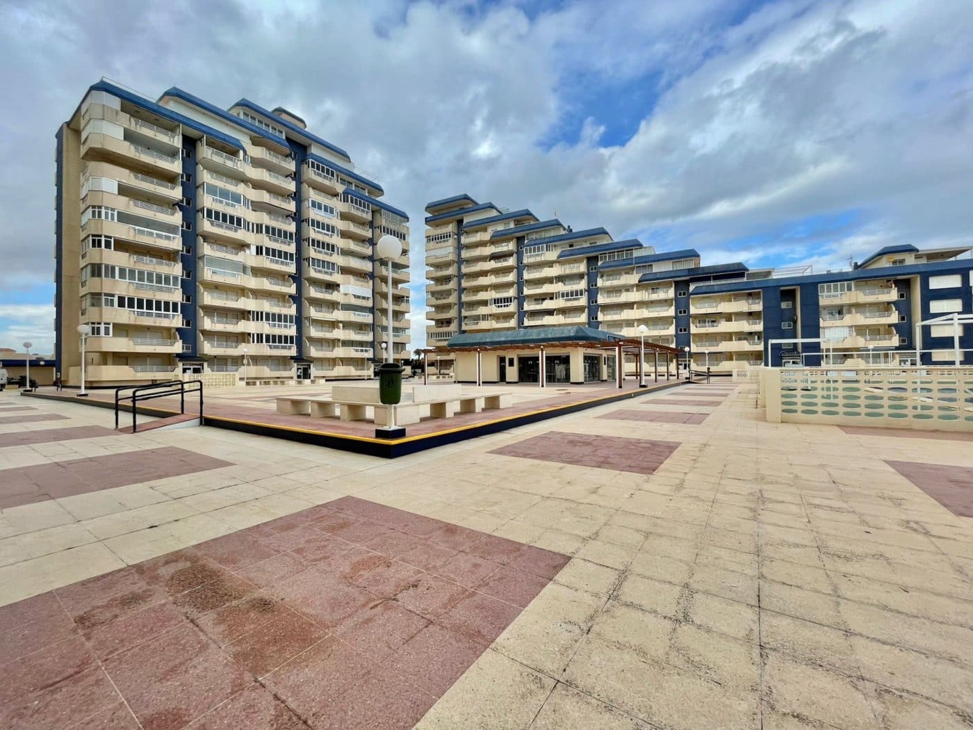 2 bedroom Flat for rent in La Manga del Mar Menor with pool - € 1,200 (Ref: 9714968)