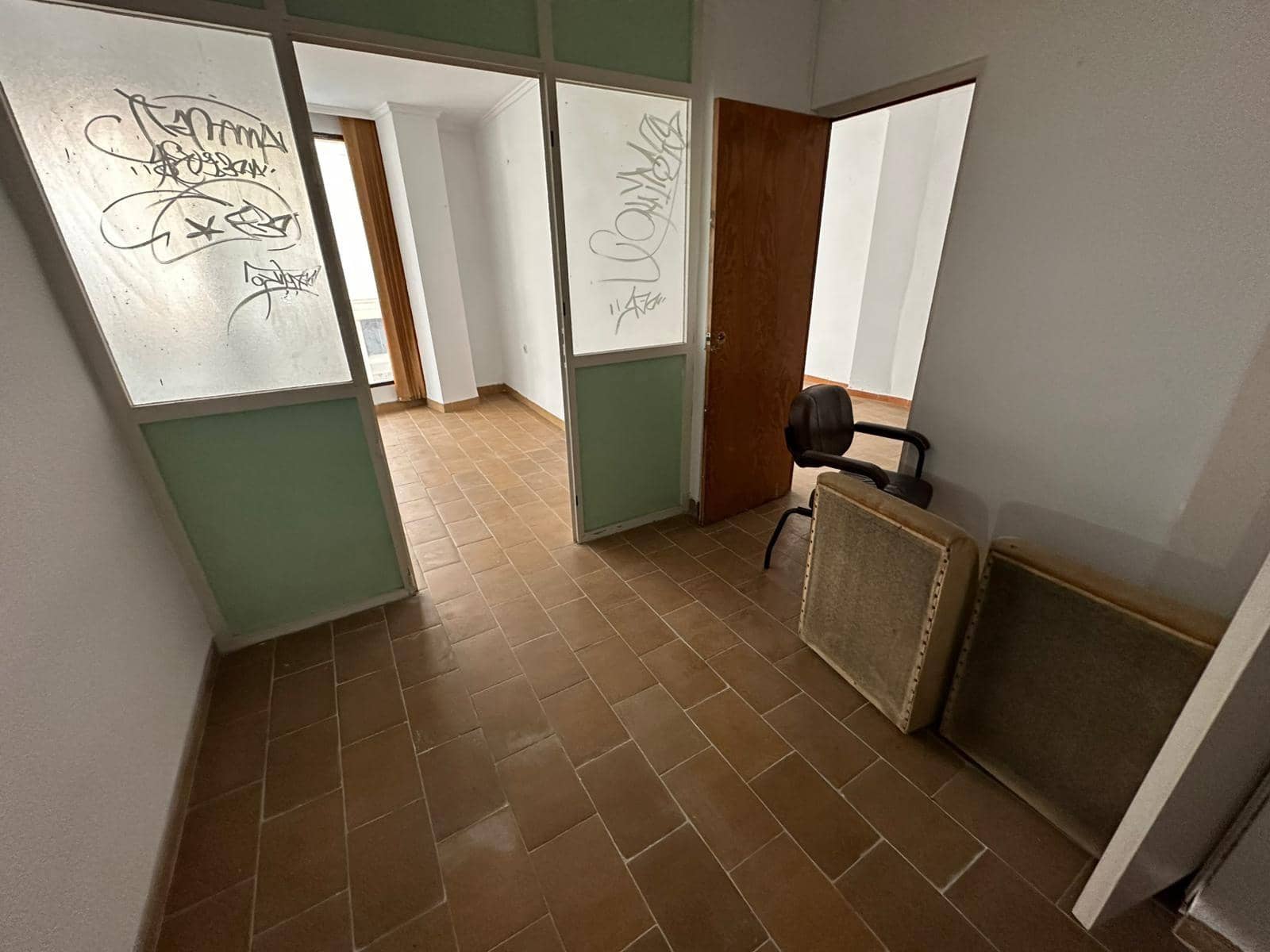 Office for sale in Cartagena - € 360,000 (Ref: 9773101)