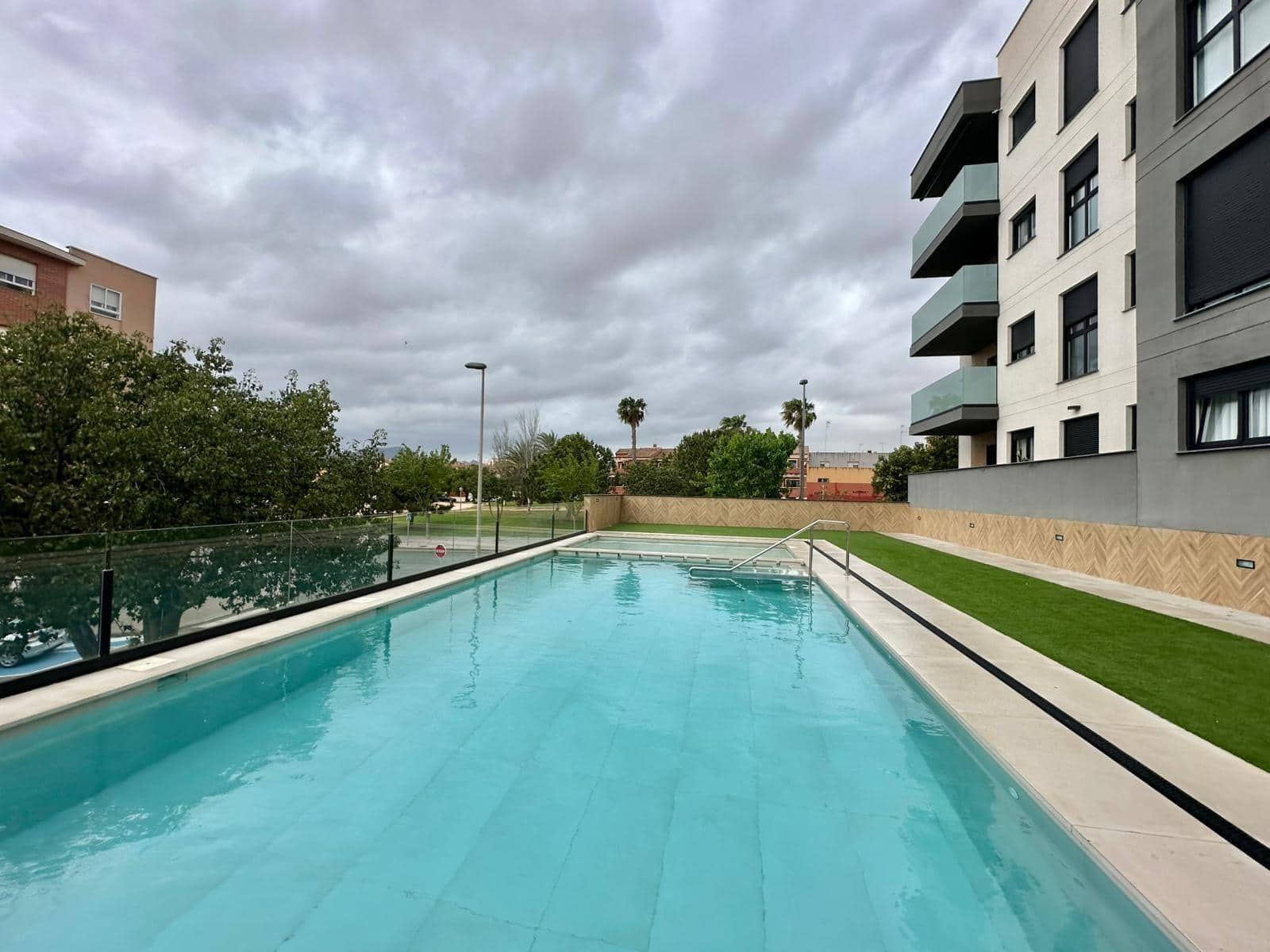 3 sovrum Lägenhet att hyra i Cartagena med pool garage - 800 € (Ref: 9799297)