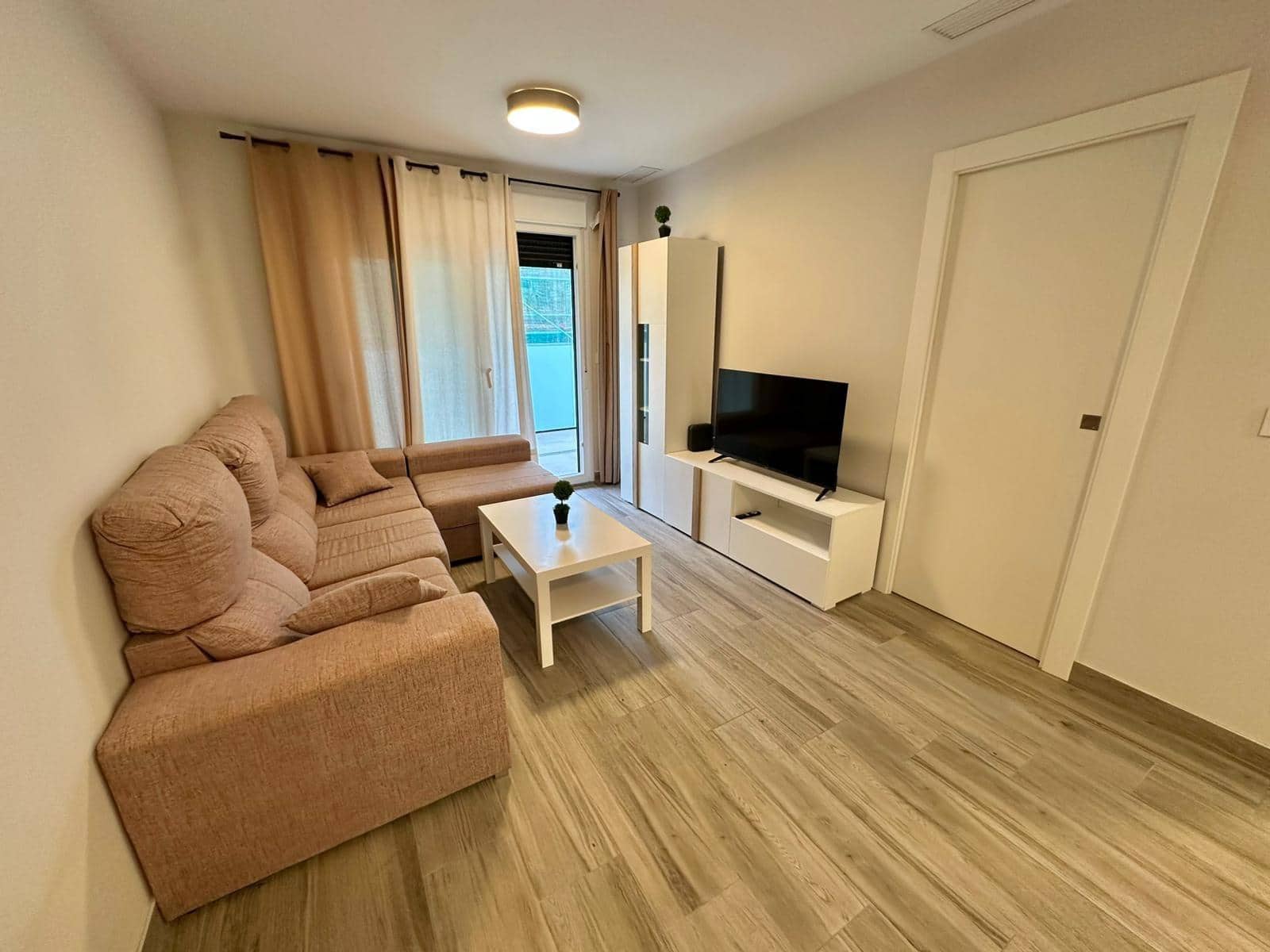 3 sovrum Lägenhet att hyra i Cartagena med pool garage - 800 € (Ref: 9799297)