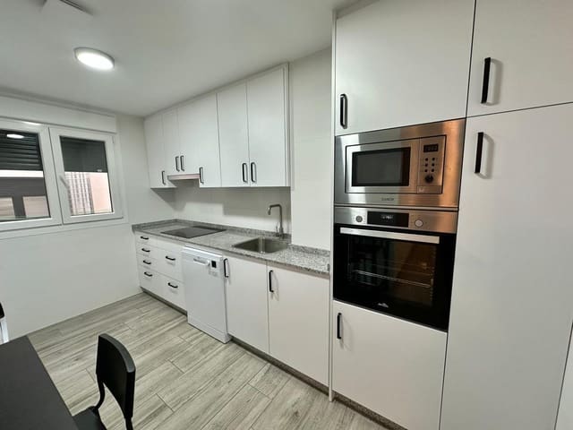 3 sovrum Lägenhet att hyra i Cartagena med pool garage - 800 € (Ref: 9799297)