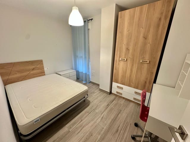 3 sovrum Lägenhet att hyra i Cartagena med pool garage - 800 € (Ref: 9799297)