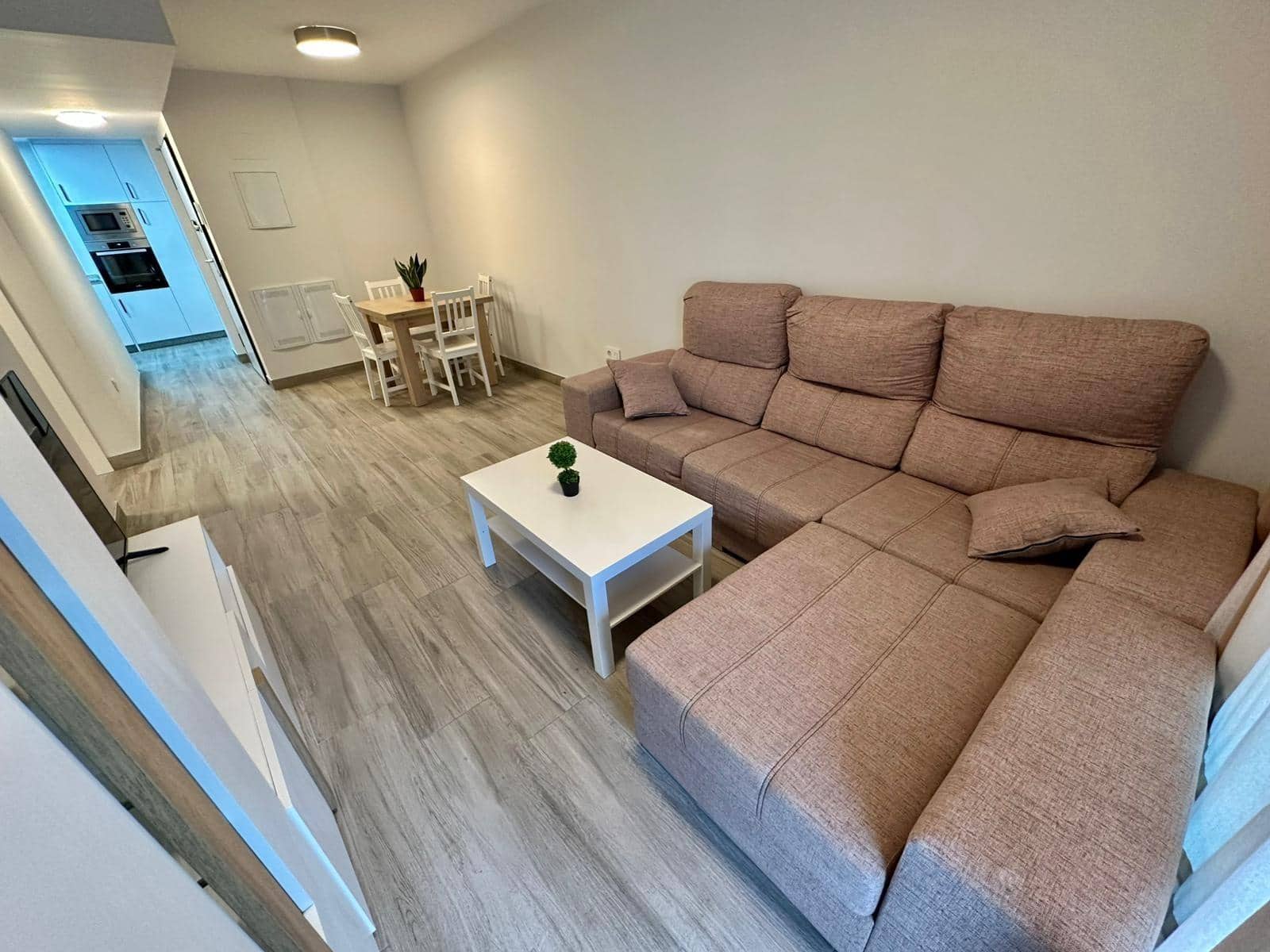 3 sovrum Lägenhet att hyra i Cartagena med pool garage - 800 € (Ref: 9799297)