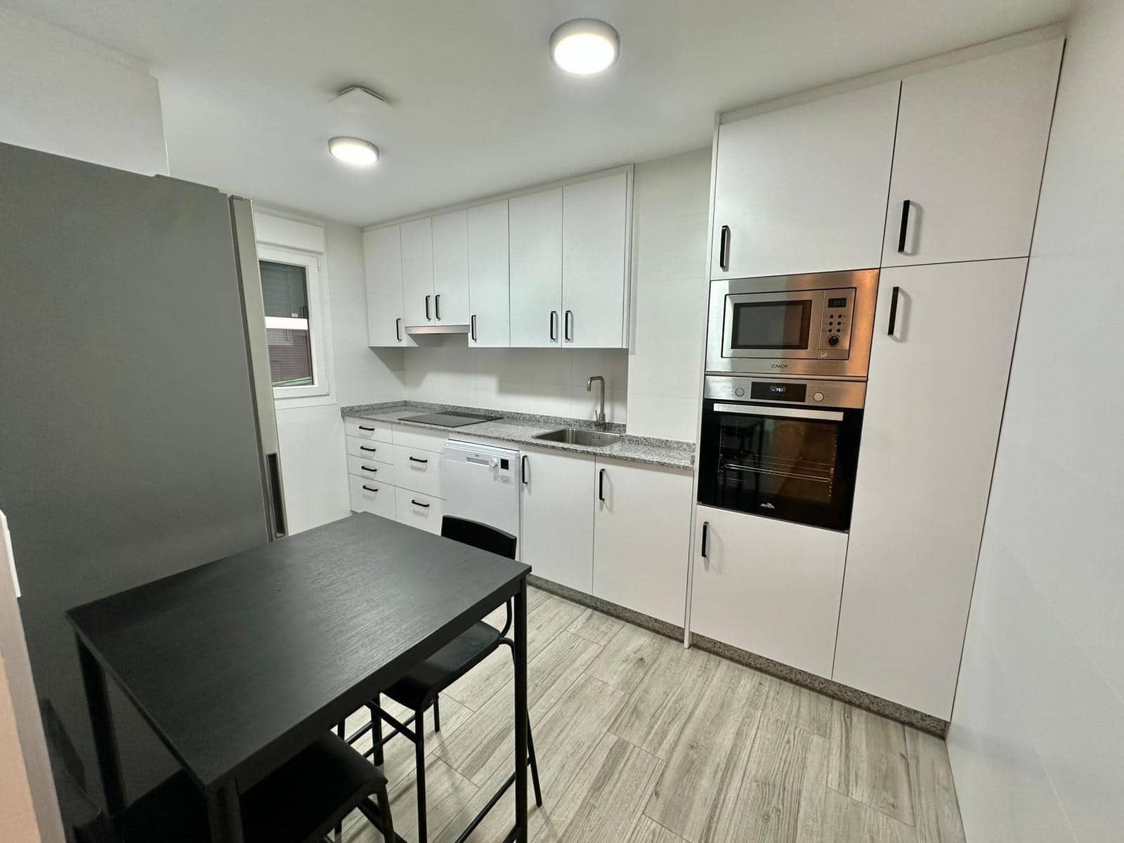 3 sovrum Lägenhet att hyra i Cartagena med pool garage - 800 € (Ref: 9799297)