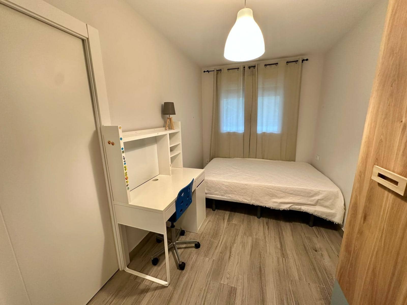 3 sovrum Lägenhet att hyra i Cartagena med pool garage - 800 € (Ref: 9799297)