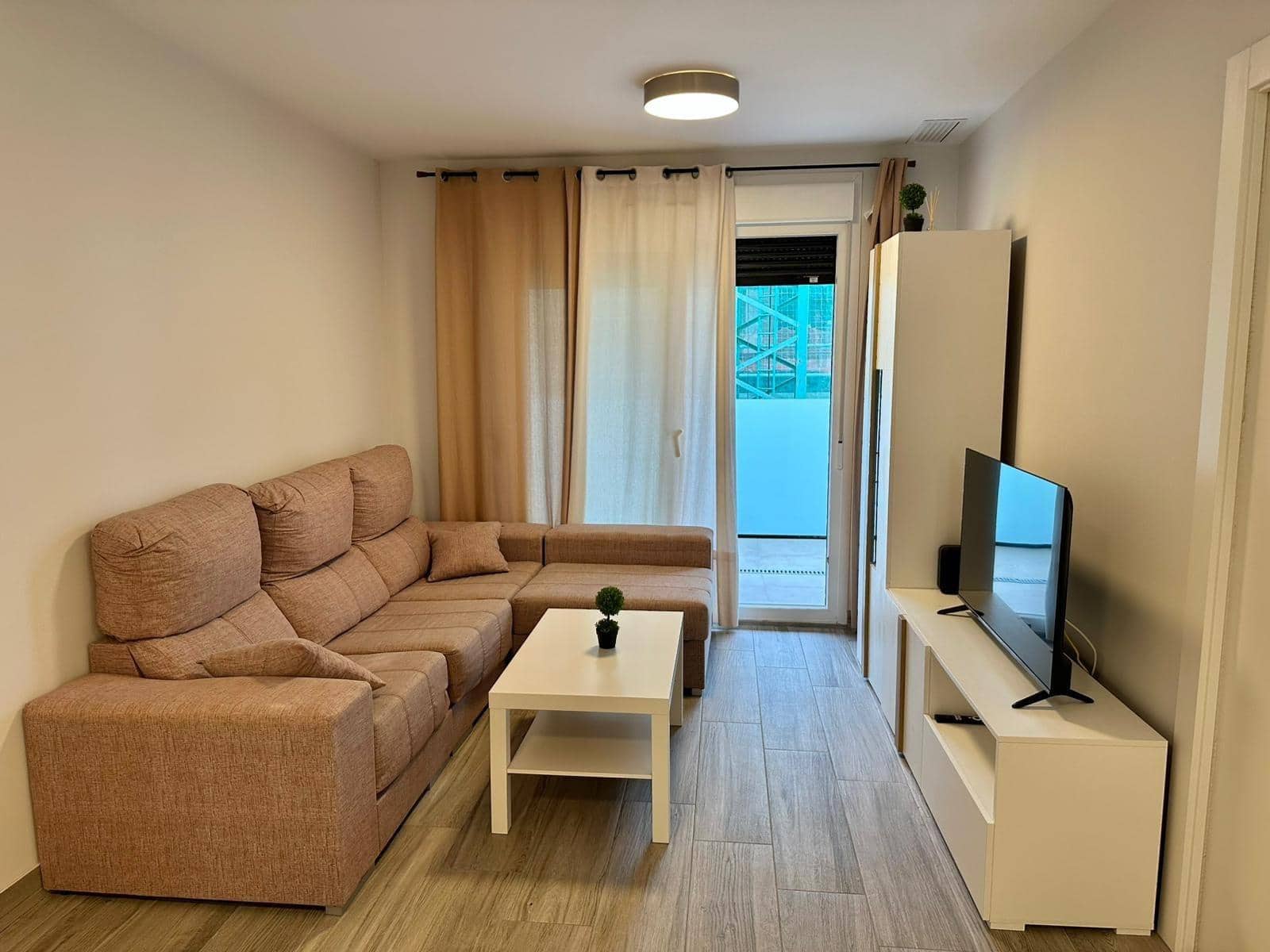 3 sovrum Lägenhet att hyra i Cartagena med pool garage - 800 € (Ref: 9799297)