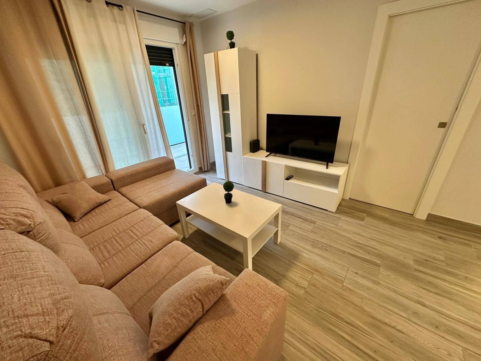 3 sovrum Lägenhet att hyra i Cartagena med pool garage - 800 € (Ref: 9799297)