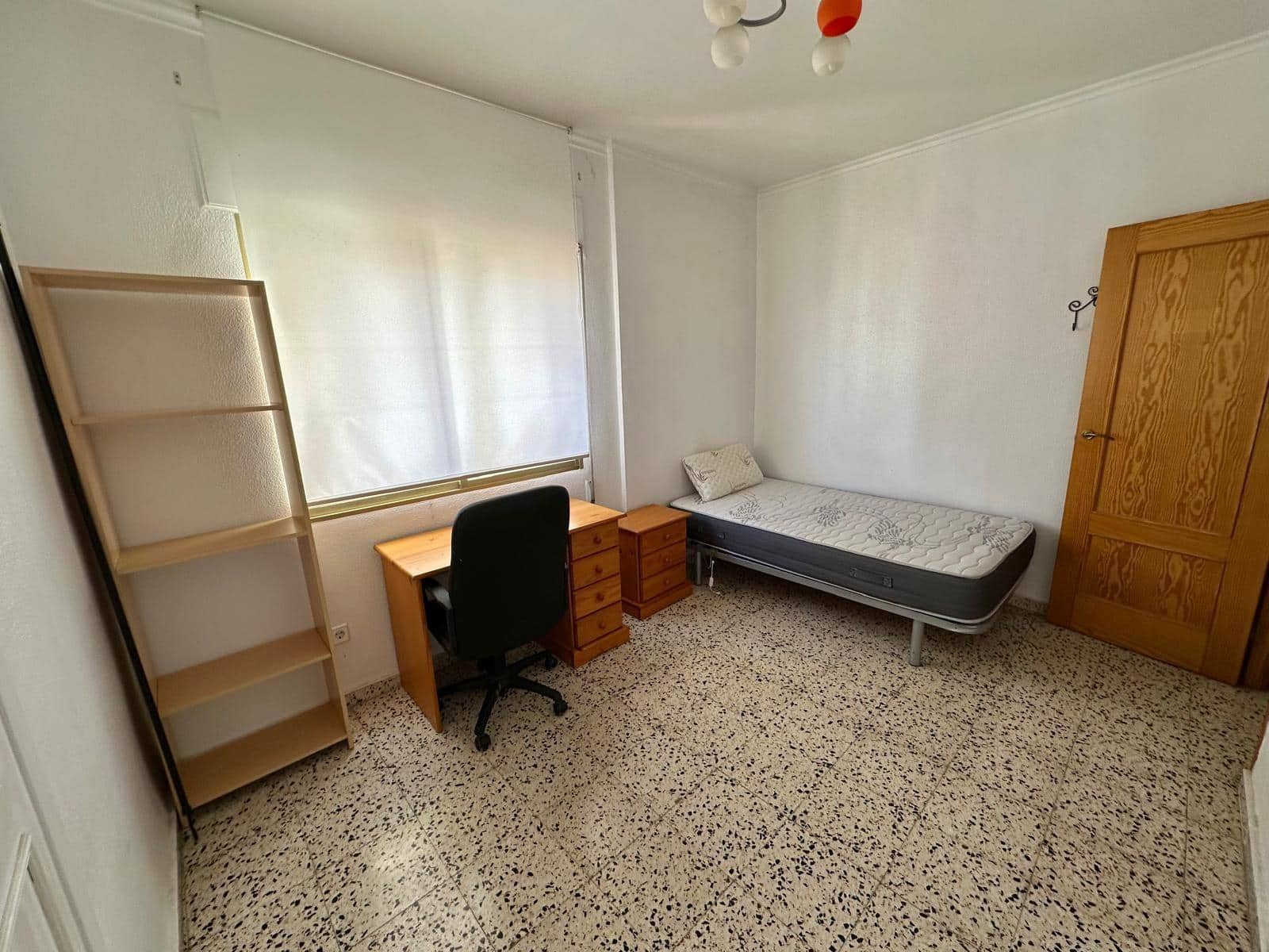 4 soveværelse Lejlighed til leje i Cartagena - € 1.000 (Ref: 9818273)