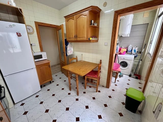 4 soveværelse Lejlighed til leje i Cartagena - € 1.000 (Ref: 9818273)