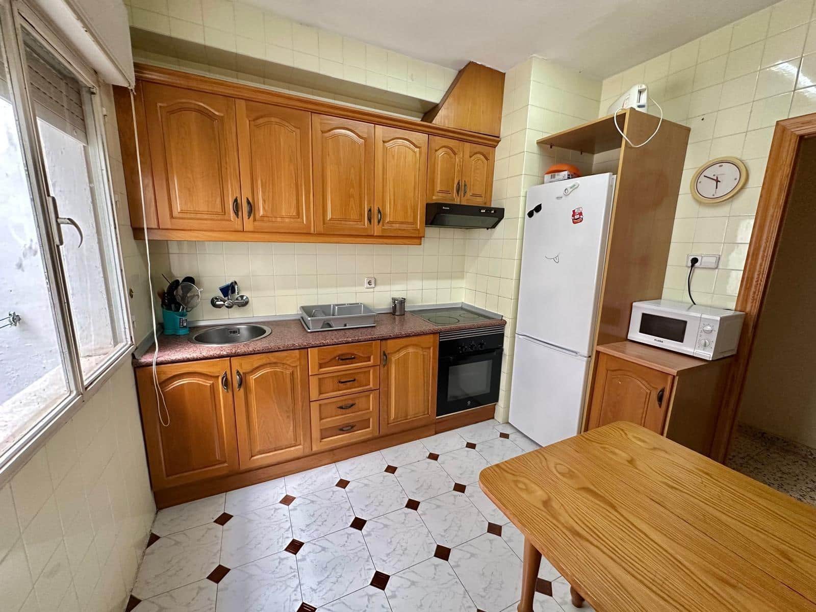 4 camera da letto Appartamento da affittare in Cartagena - 1.000 € (Rif: 9818273)