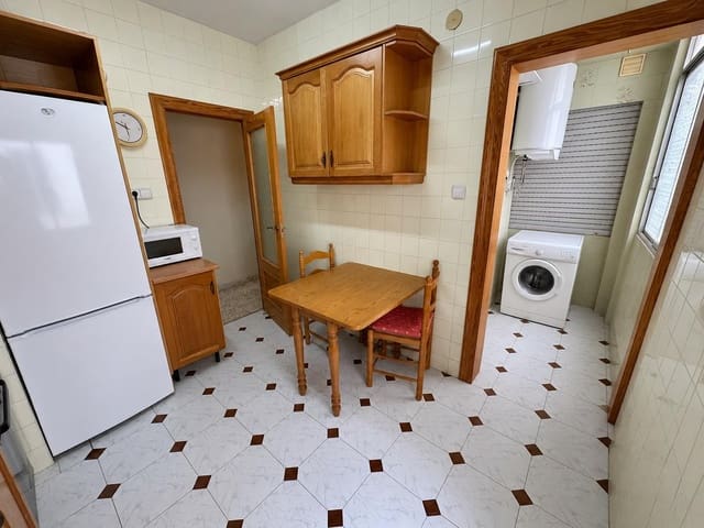 4 camera da letto Appartamento da affittare in Cartagena - 1.000 € (Rif: 9818273)