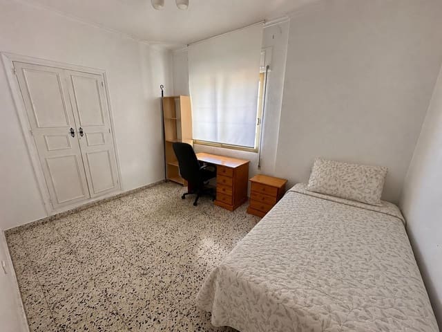 4 camera da letto Appartamento da affittare in Cartagena - 1.000 € (Rif: 9818273)
