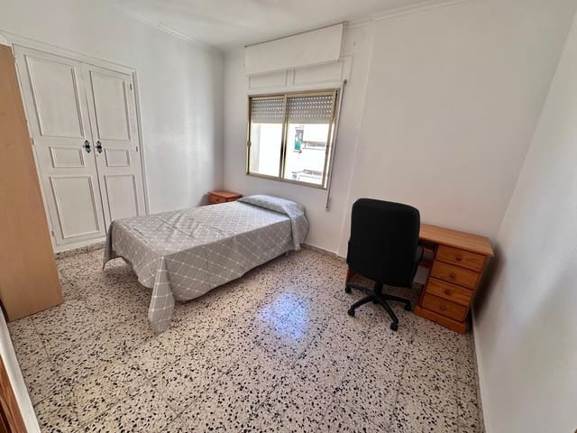 4 camera da letto Appartamento da affittare in Cartagena - 1.000 € (Rif: 9818273)