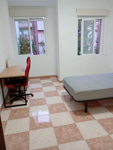 4 sypialnia Mieszkanie do wynajęcia w Kartagena - 850 € (Ref: 9825285)