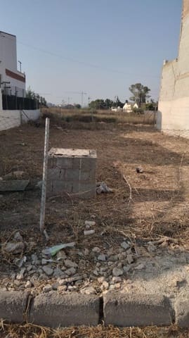 Ubebygd land til salgs i Los Alcázares - € 20 000 (Ref: 9839292)