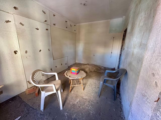 4 bedroom Flat for sale in Cartagena - € 169,000 (Ref: 9868631)