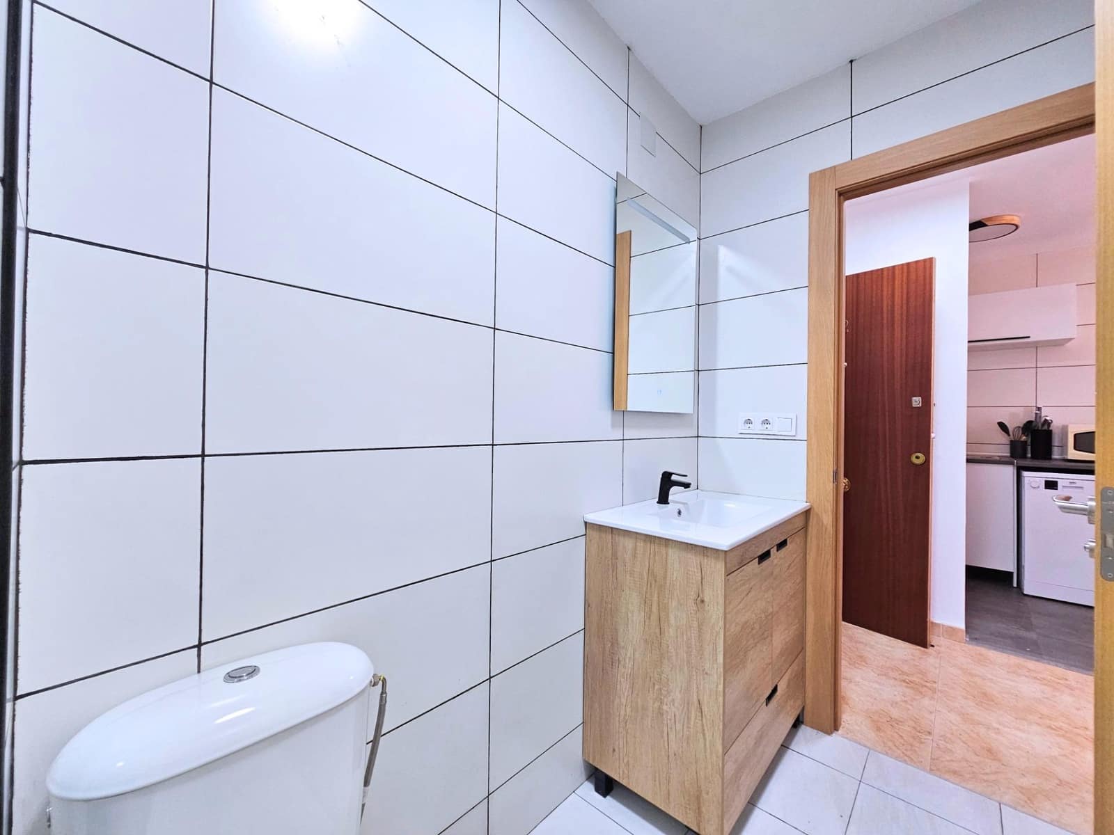 1 bedroom Flat for rent in Playa Honda - € 2,300 (Ref: 9868633)