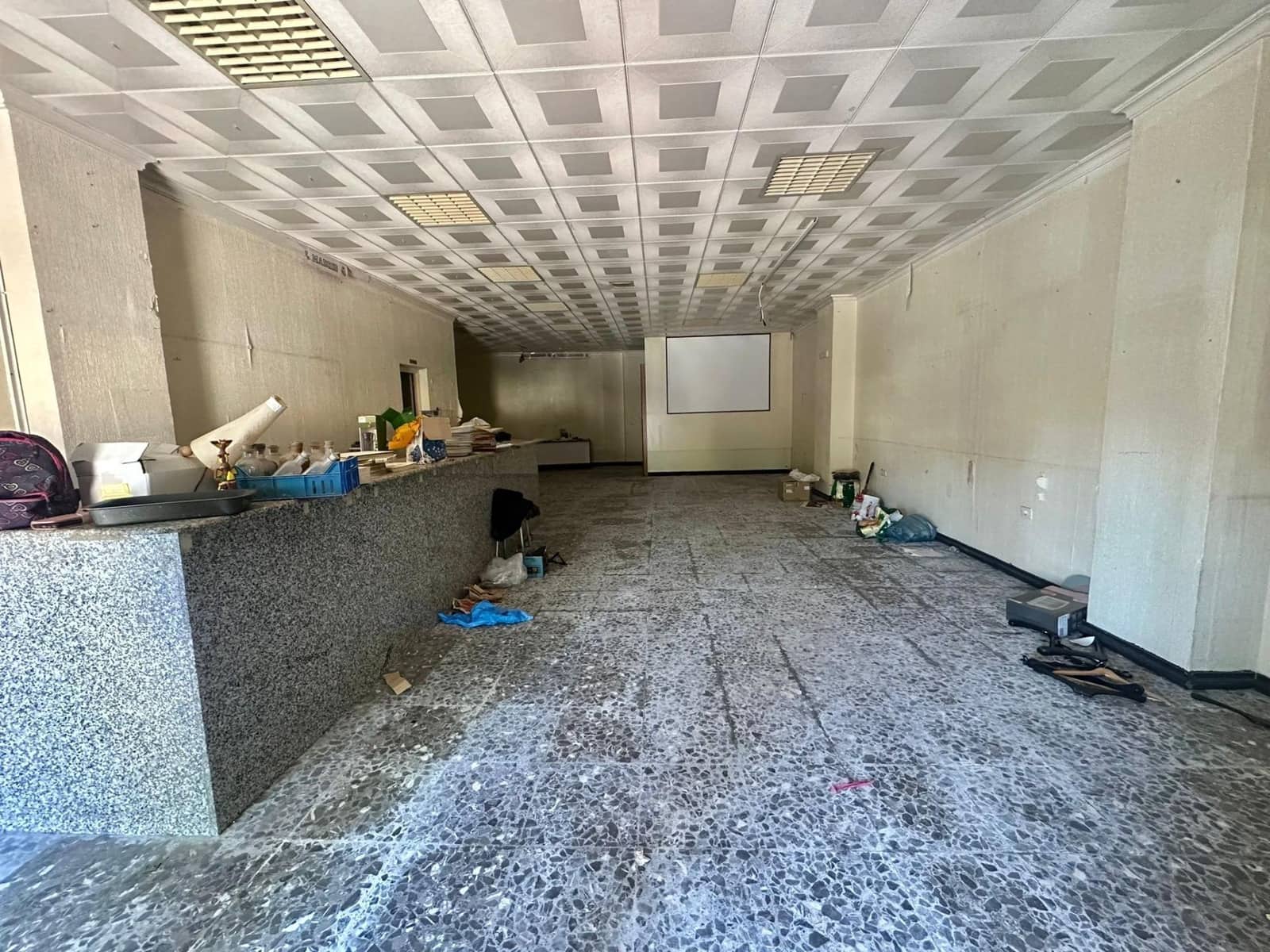 Comercial para venda em La Union - 60 000 € (Ref: 9873544)