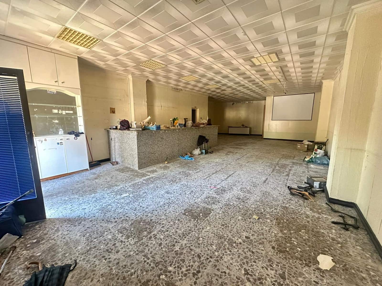 Comercial para venda em La Union - 60 000 € (Ref: 9873544)