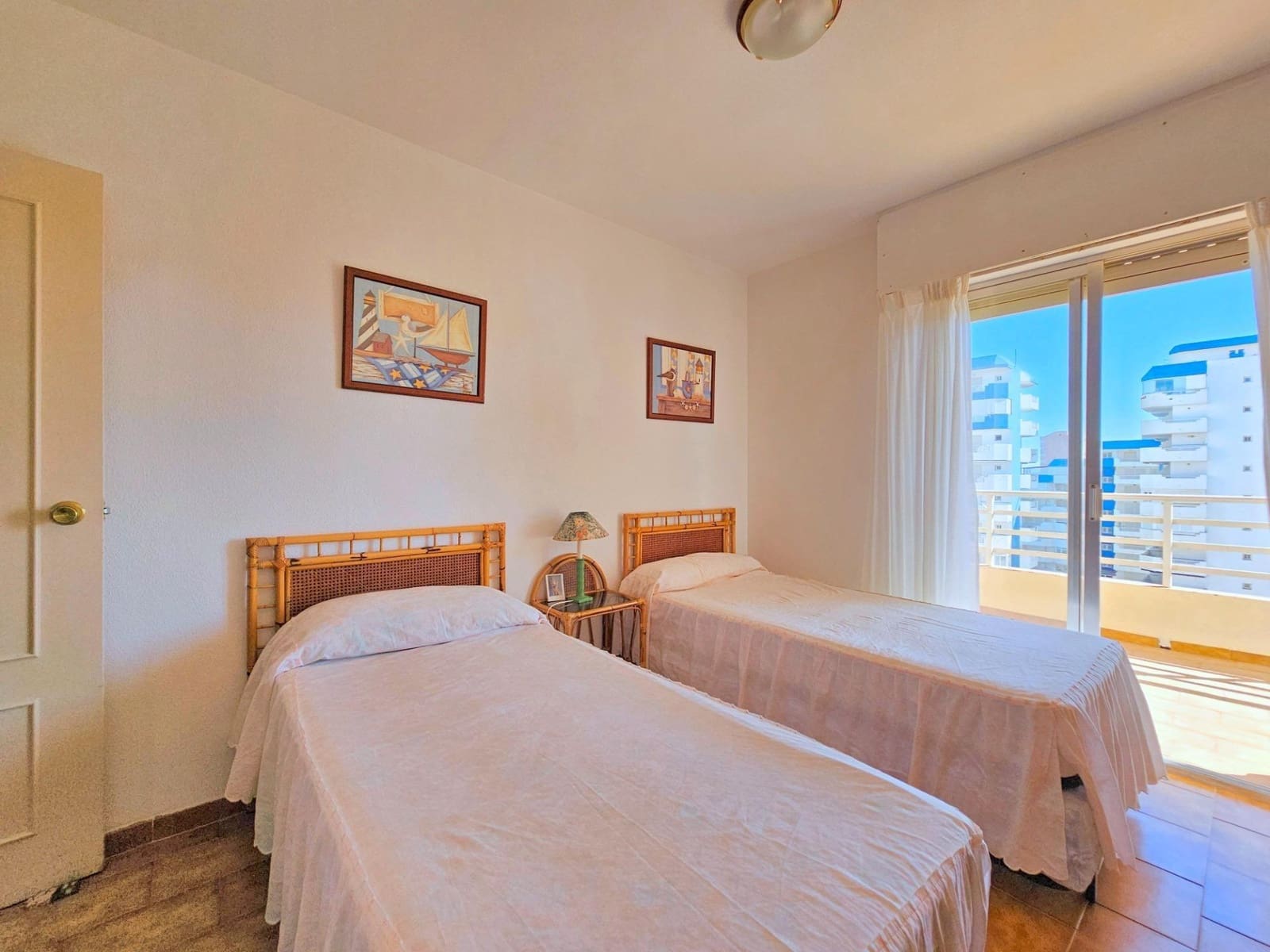3 quarto Apartamento para venda em La Manga del Mar Menor com piscina - 299 000 € (Ref: 9903981)