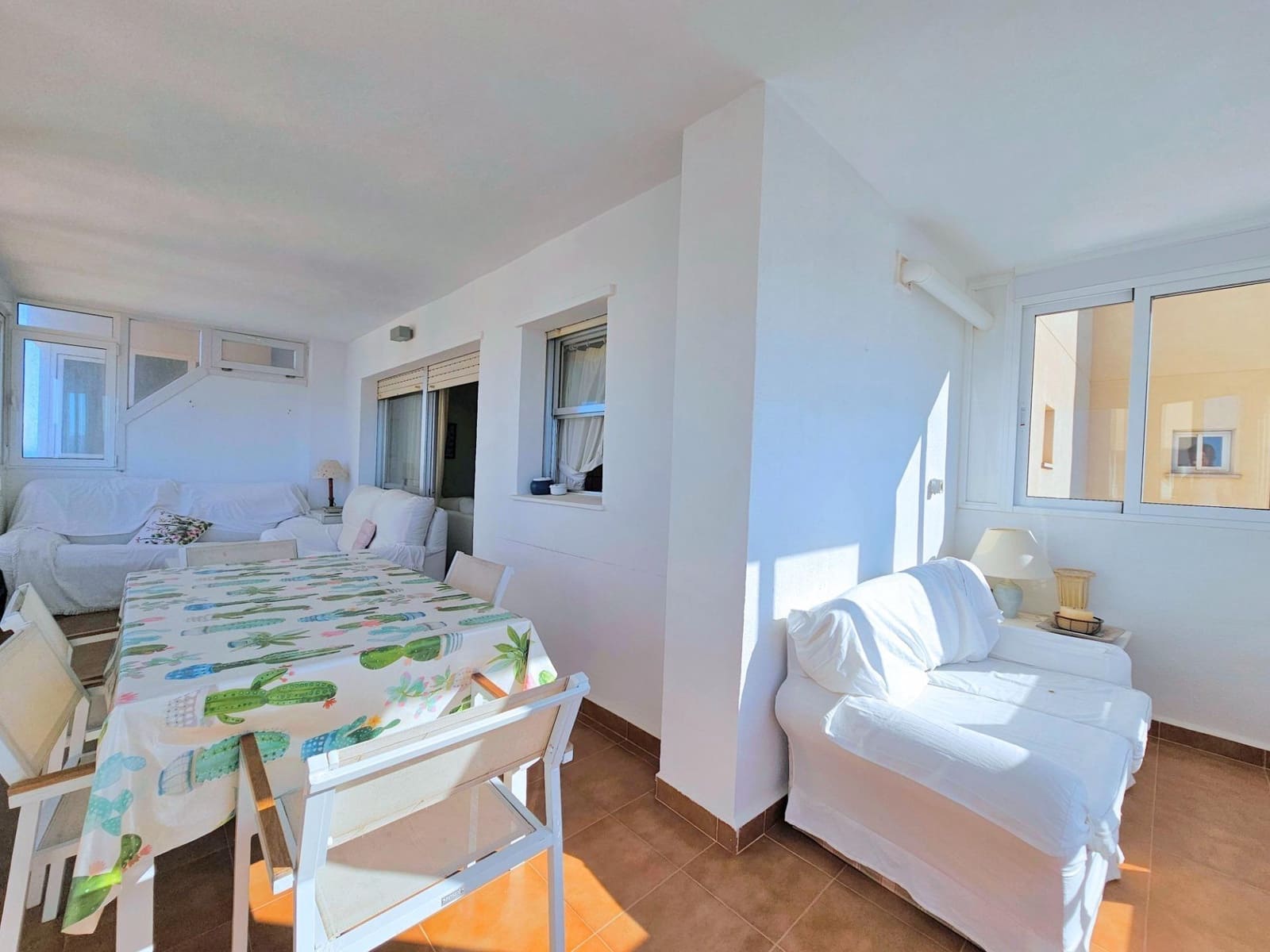 3 quarto Apartamento para venda em La Manga del Mar Menor com piscina - 299 000 € (Ref: 9903981)