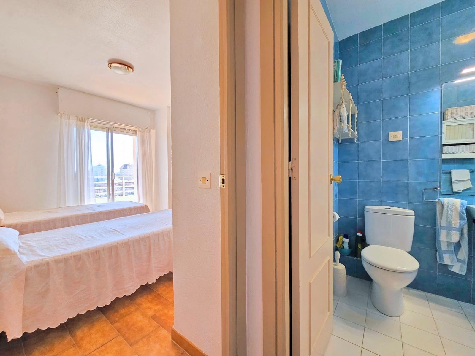 3 quarto Apartamento para venda em La Manga del Mar Menor com piscina - 299 000 € (Ref: 9903981)