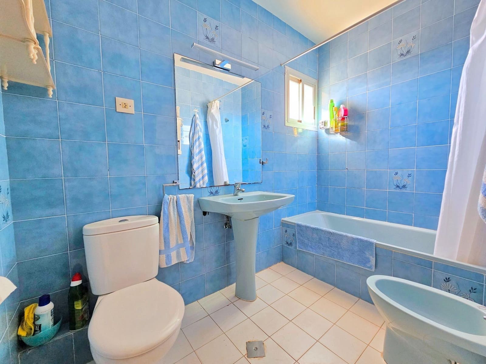 3 quarto Apartamento para venda em La Manga del Mar Menor com piscina - 299 000 € (Ref: 9903981)