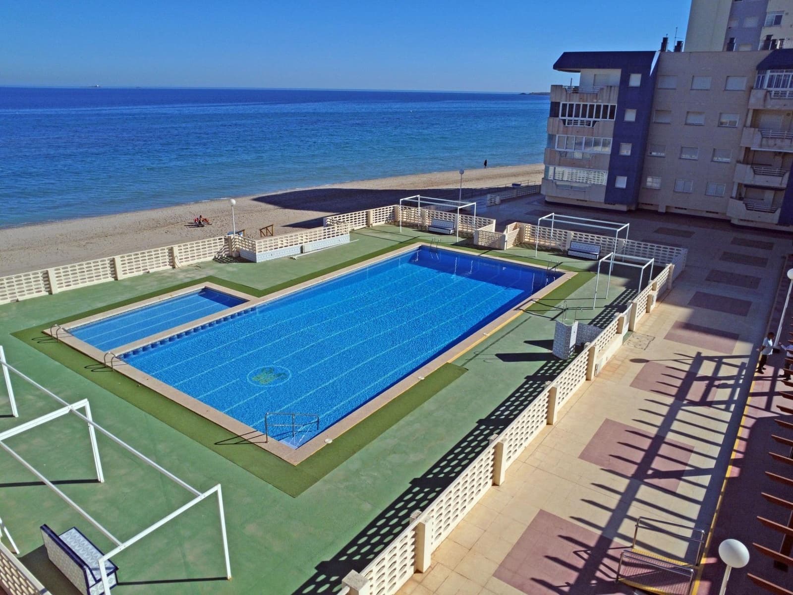 3 quarto Apartamento para venda em La Manga del Mar Menor com piscina - 299 000 € (Ref: 9903981)