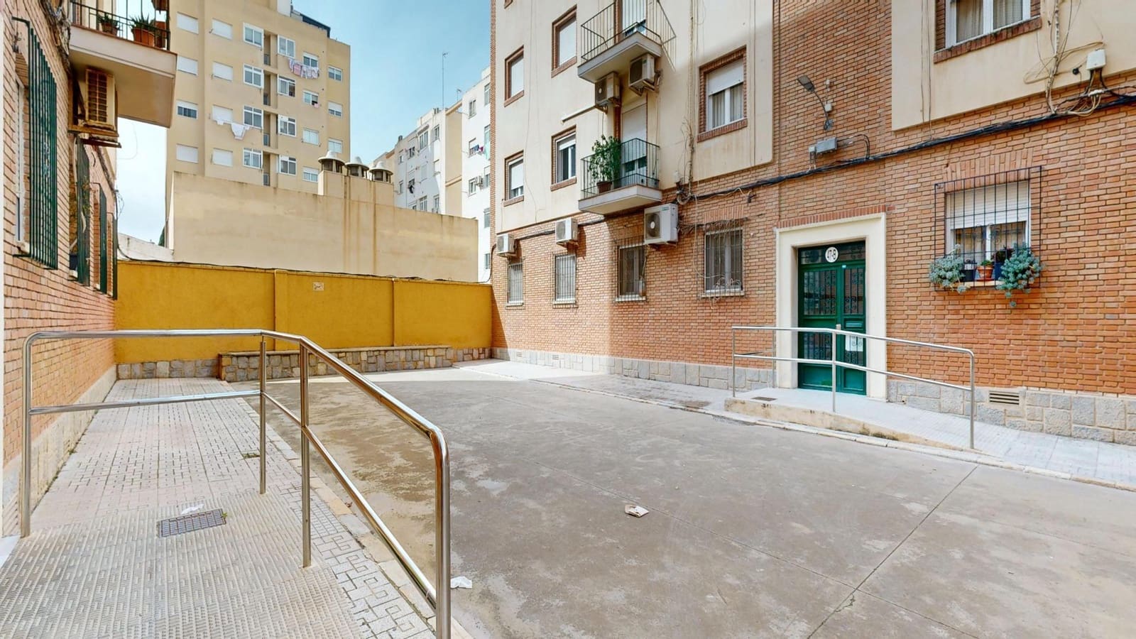 3 bedroom Flat for sale in Cartagena with garage - € 245,000 (Ref: 9929443)