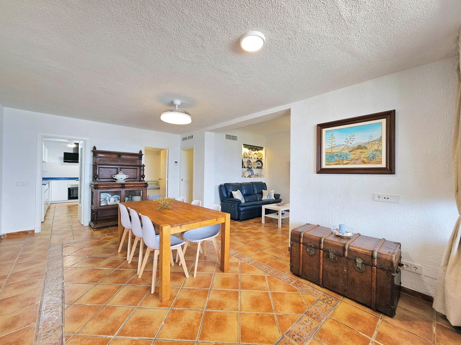 4 makuuhuone Bungalow vuokrattavana paikassa Playa Honda mukana 
autotalli - 2 000 € (Ref: 9966697)